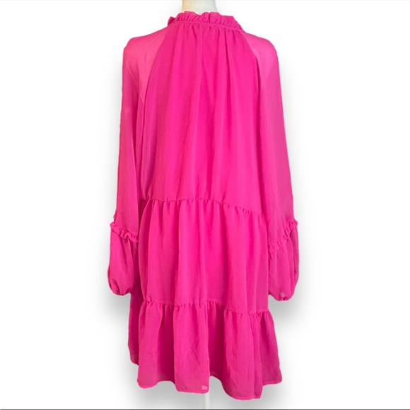 NWT Vince Camuto Three Tier Puff Sleeve Drop Waist Dress Size Med (oversized). - Picture 5 of 11